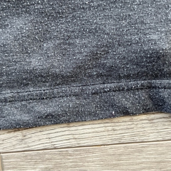 Adidas Women’s Gray Logo Short Sleeve T-Shirt | Size M - Picture 8 of 10